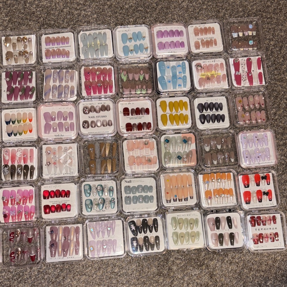 Assorted Press-On Nail Set Collection - Multi Color